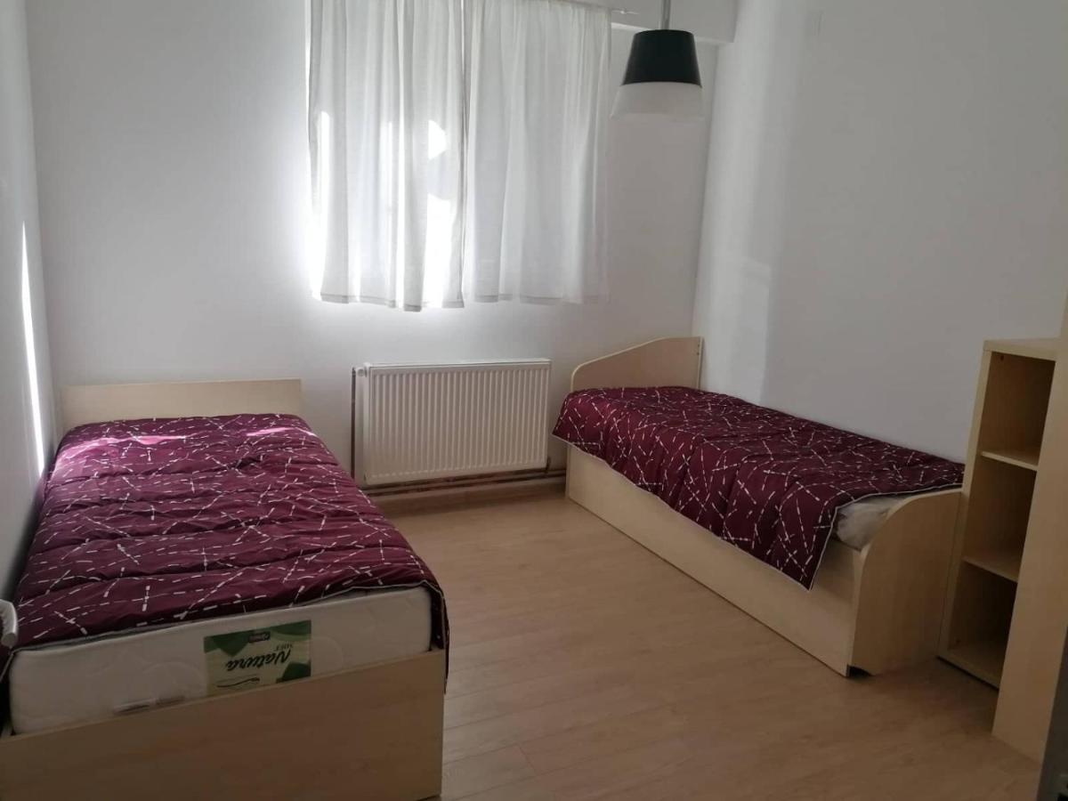 Hostel Denica Скопье Экстерьер фото