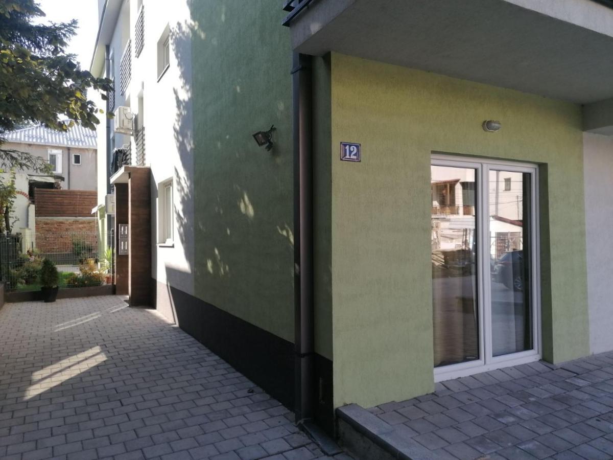Hostel Denica Скопье Экстерьер фото